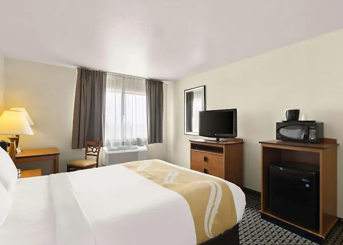 Quality I-25 South Locanda 4*