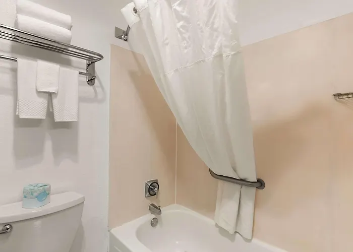 Quality I-25 South Locanda 4*
